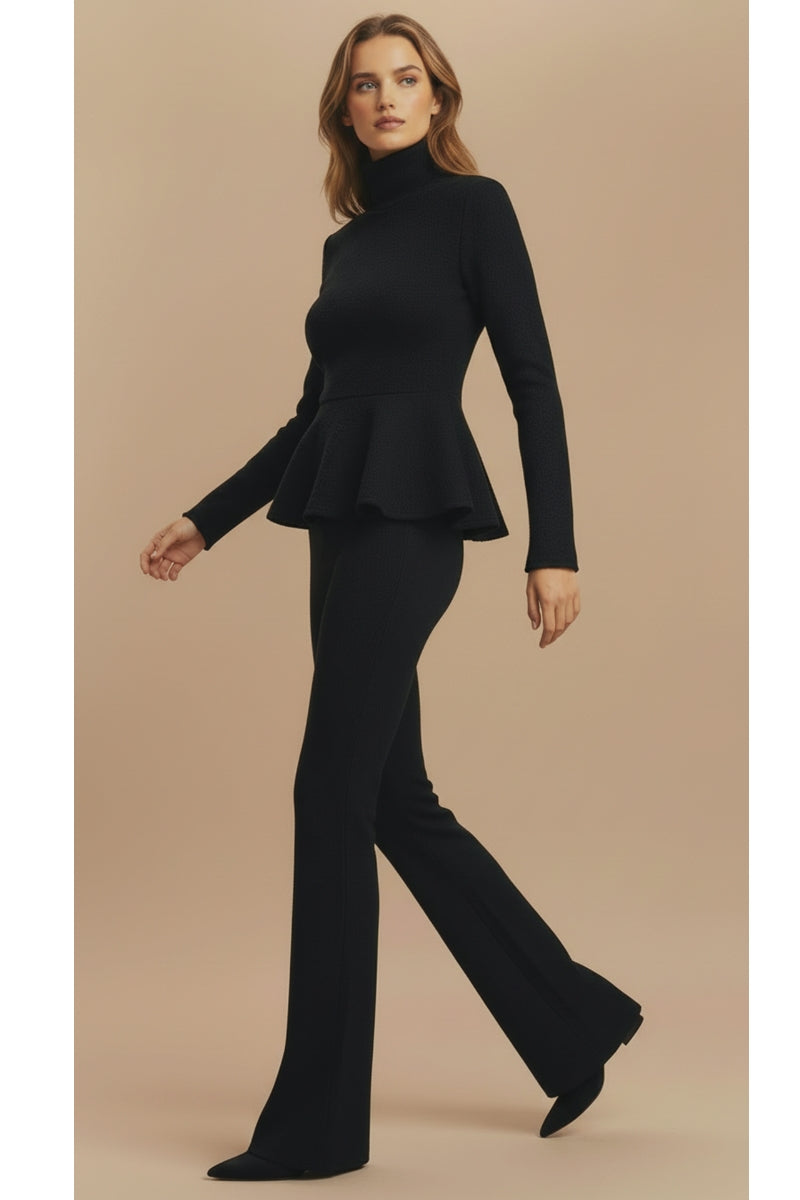 Set din Lână – Pantaloni Evazați și Bluză Asimetrică cu Volănașe "Merino Grace" - NEGRU