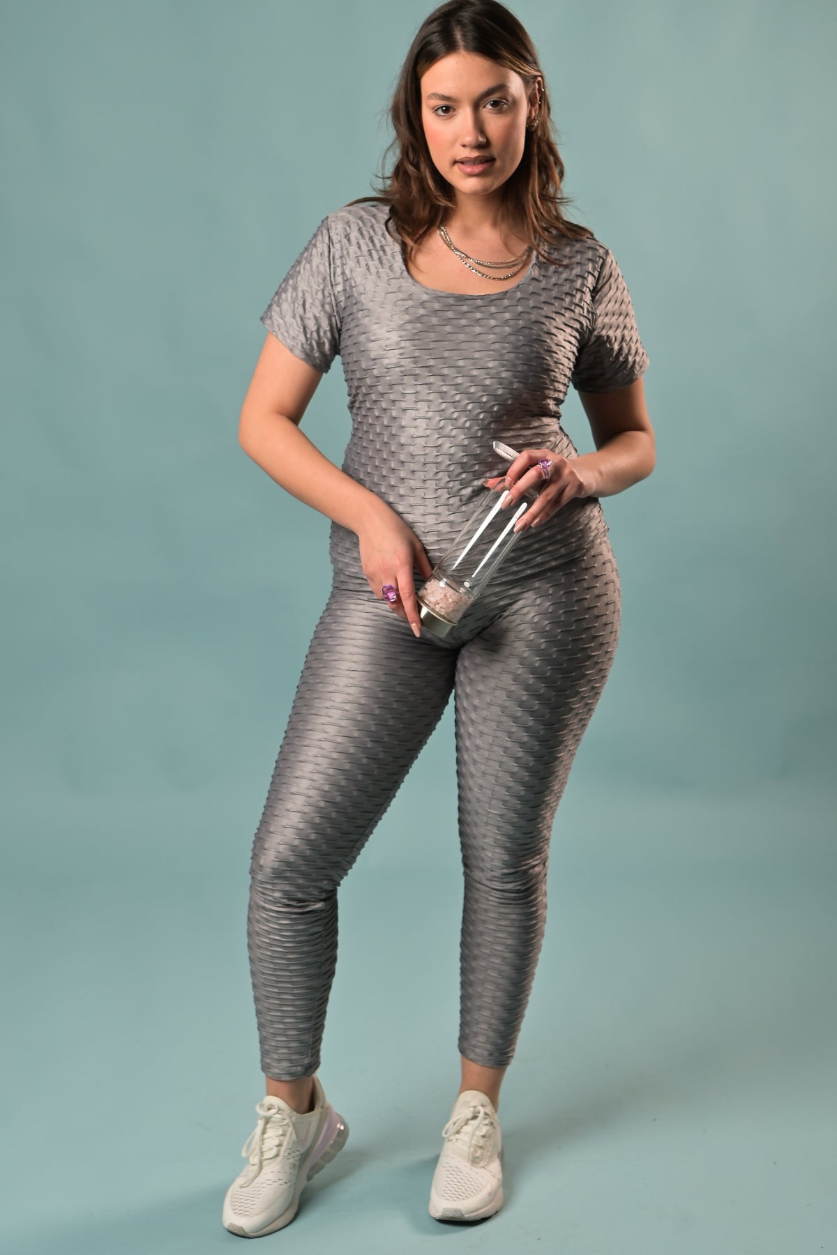 Set gri modelator plus size colanti talie inalta si tricou made for curves