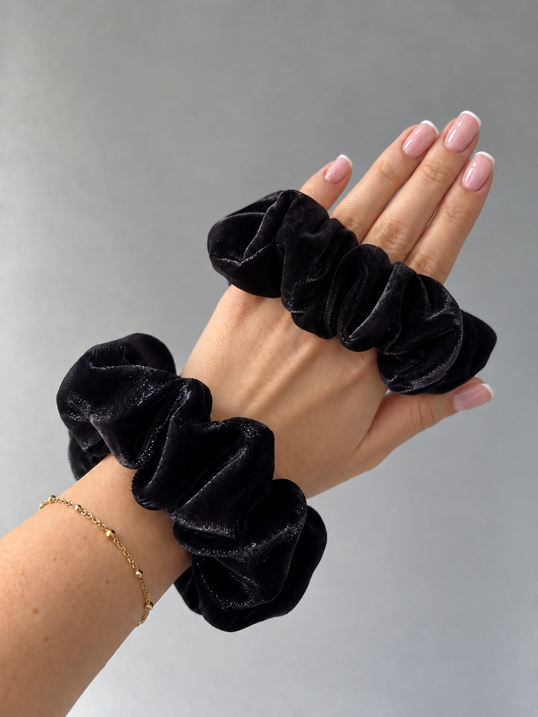 Scrunchie Elastic de Par Handmade Catifea Velveto Sugar Couture -Negru